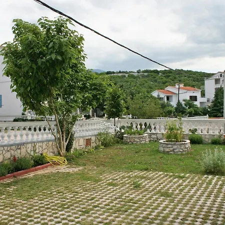 5526b Apartament *