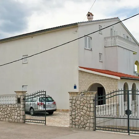 5526b Novi Vinodolski